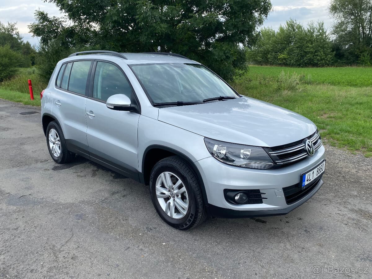 2012 Volkswagen TIGUAN - 2