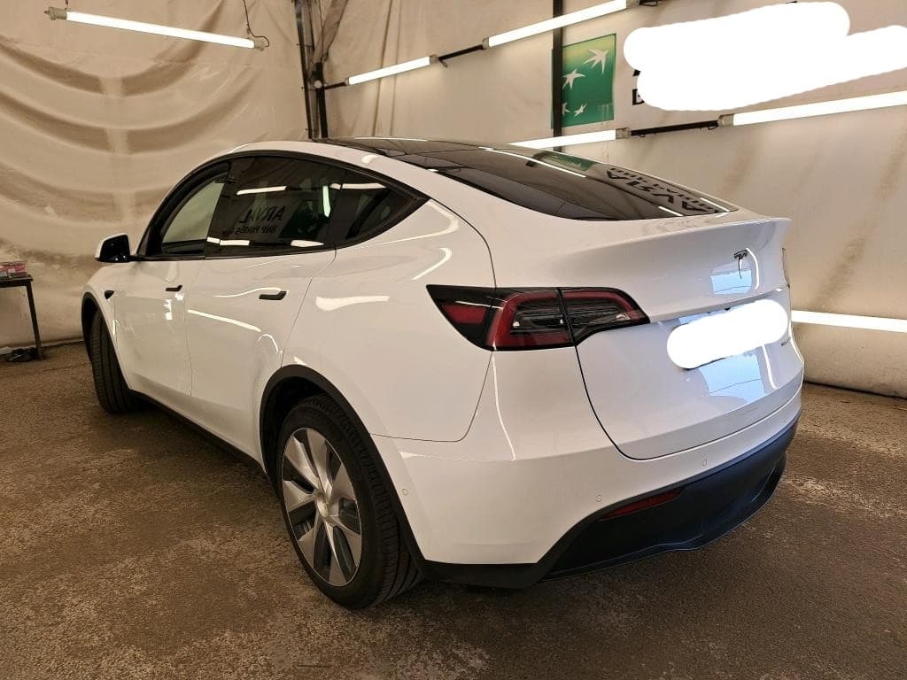 2024 Tesla MODEL Y - 2