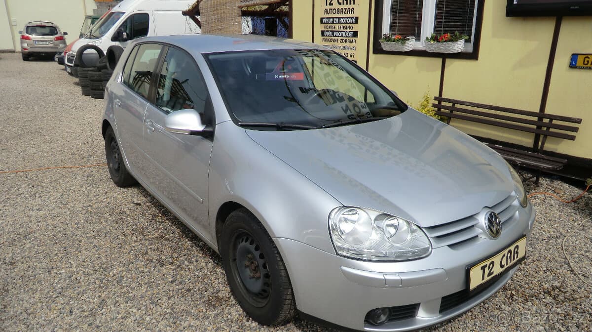 2004 Volkswagen GOLF - 2