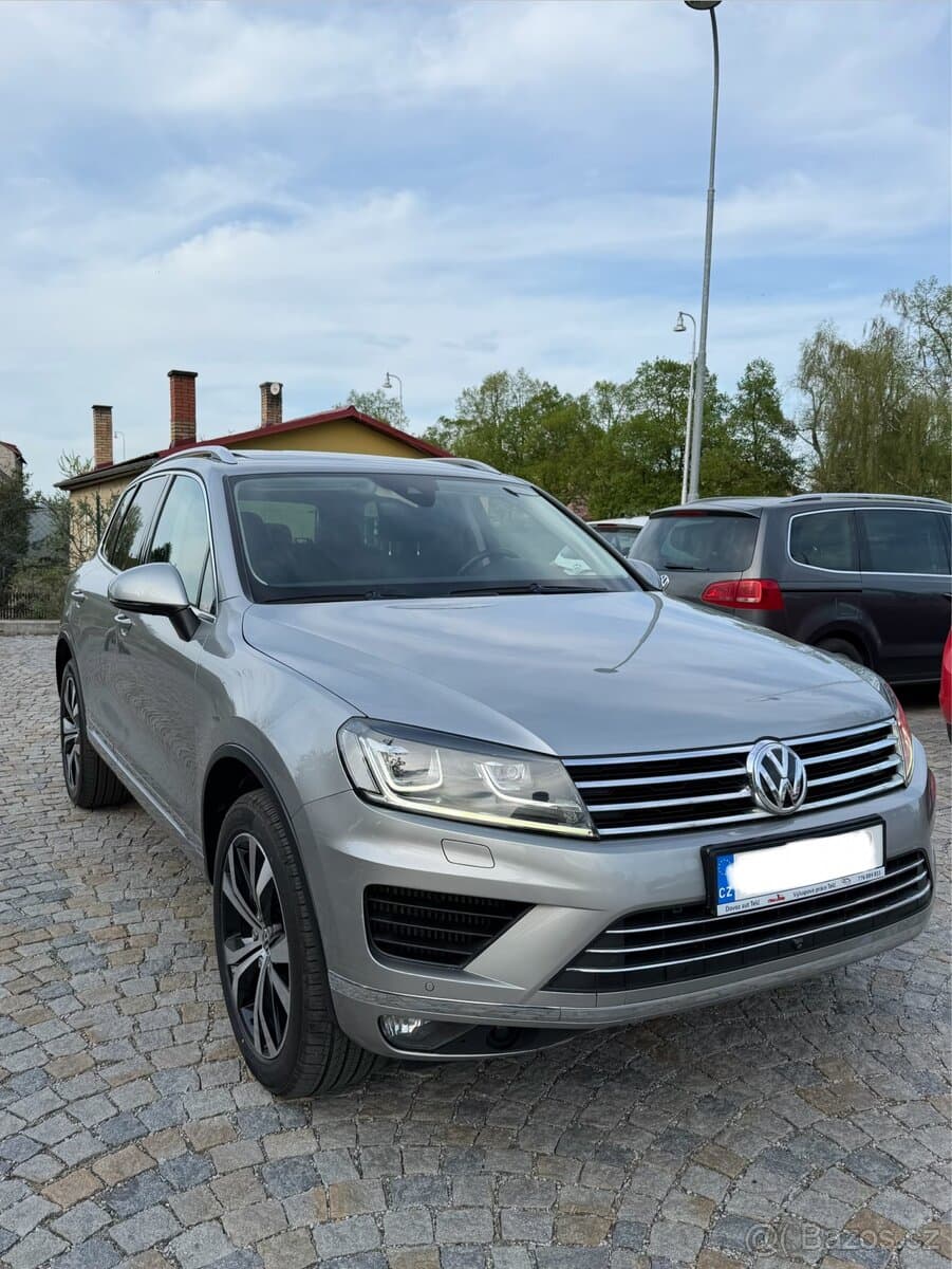 2017 Volkswagen TOUAREG - 2