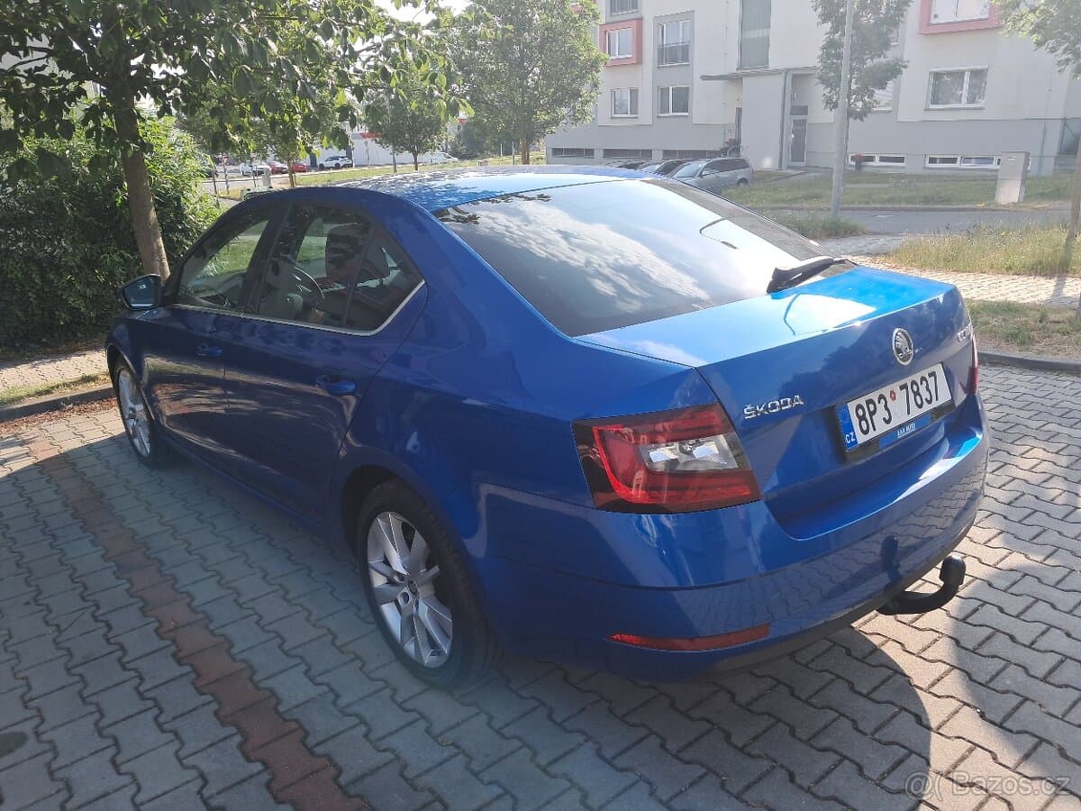 Škoda OCTAVIA - 2