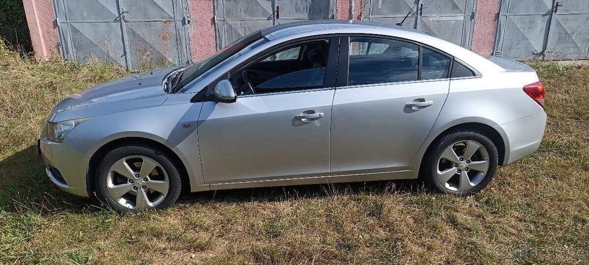 Chevrolet CRUZE - 2