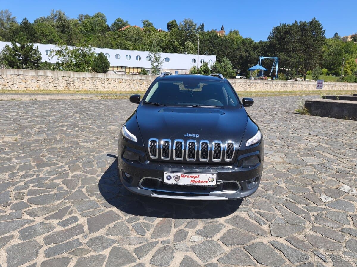 2017 Jeep CHEROKEE - 2