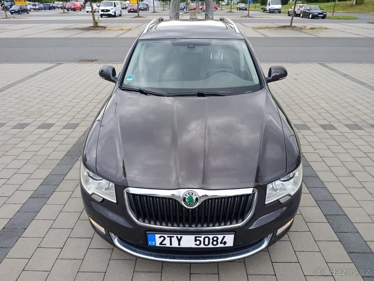 2011 Škoda SUPERB - 2