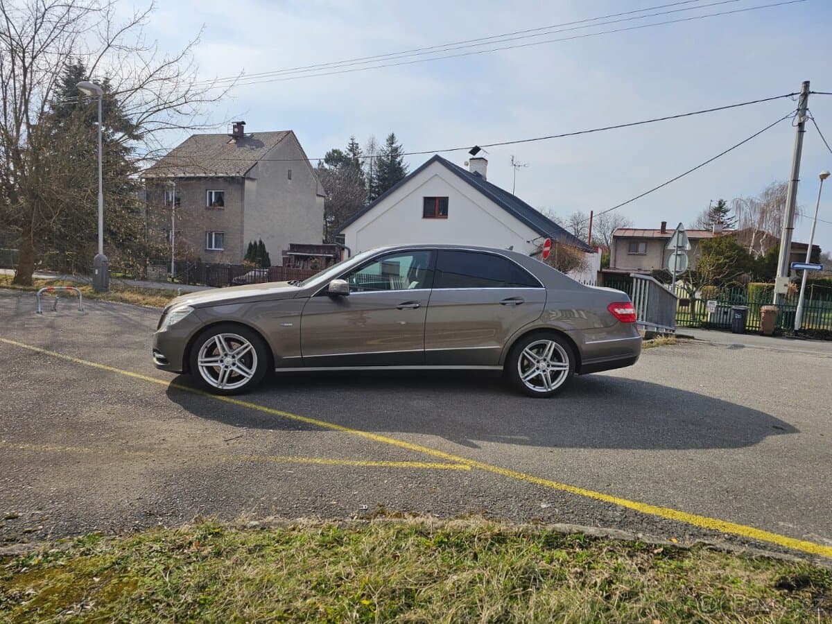 2011 Mercedes-Benz OSTATNÍ - 2