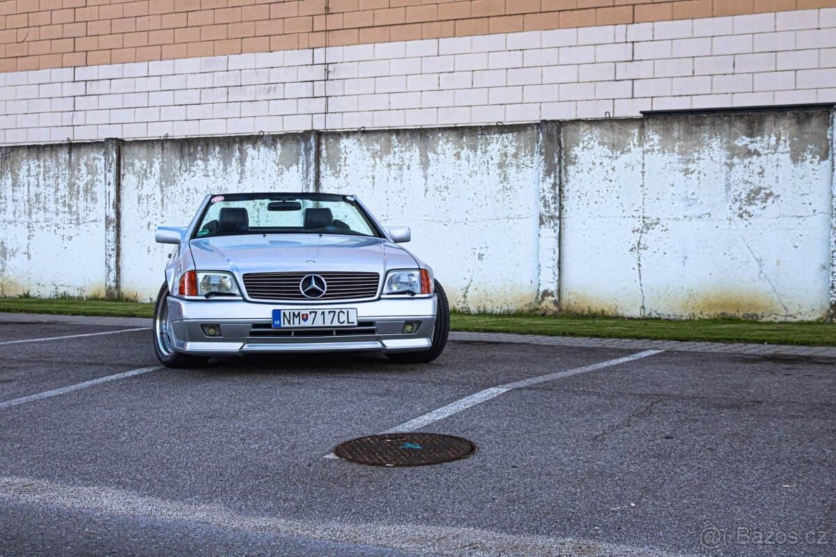 1993 Mercedes-Benz SL - 2