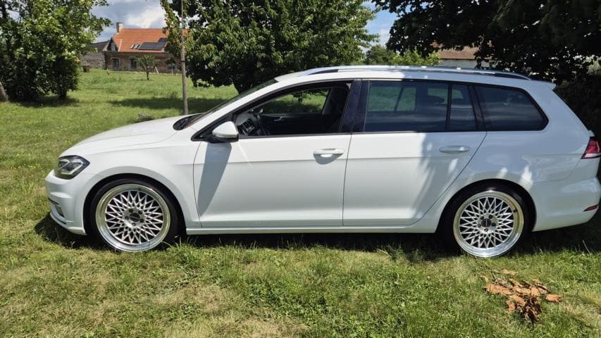2017 Volkswagen GOLF - 2