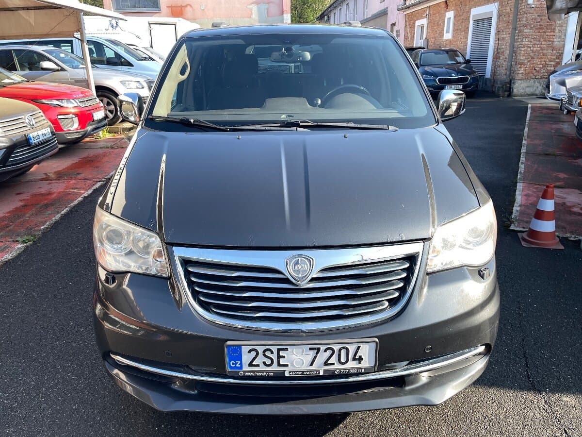 2013 Lancia VOYAGER - 2