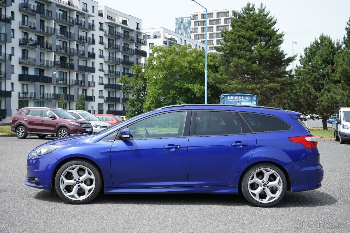 2013 Ford FOCUS - 2
