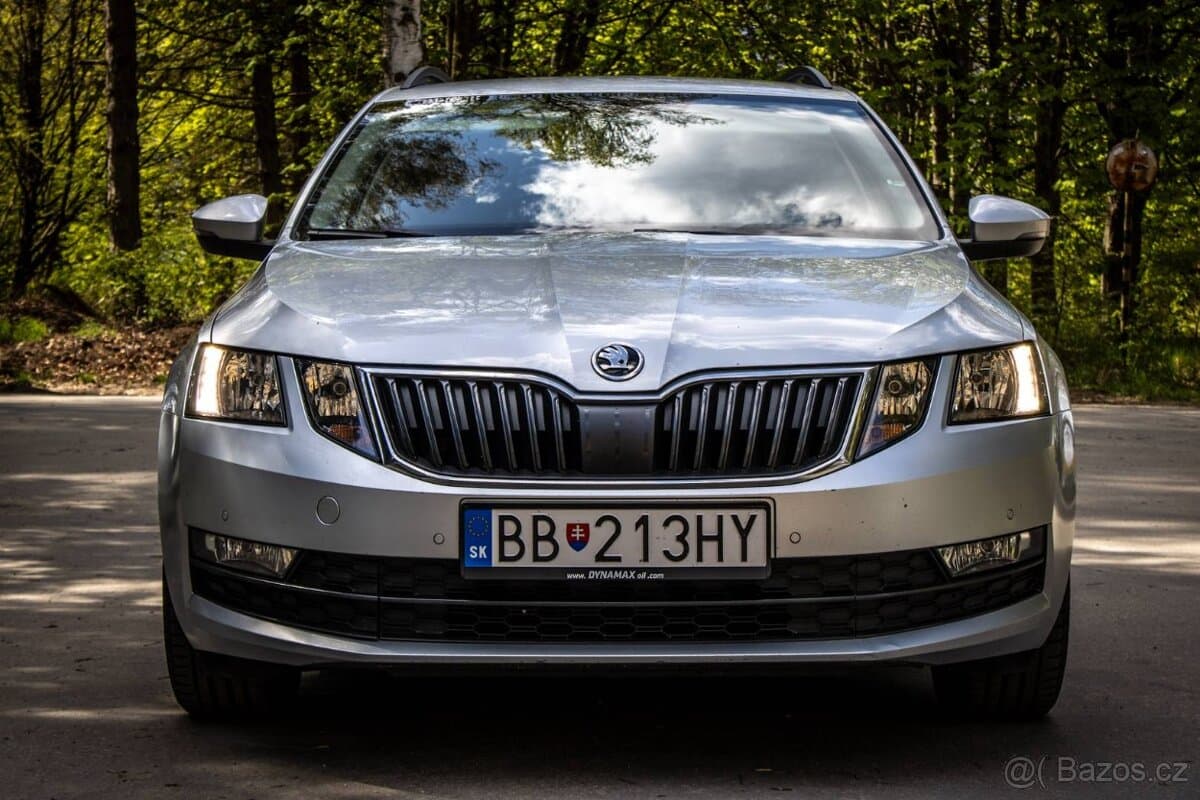 Škoda OCTAVIA - 2