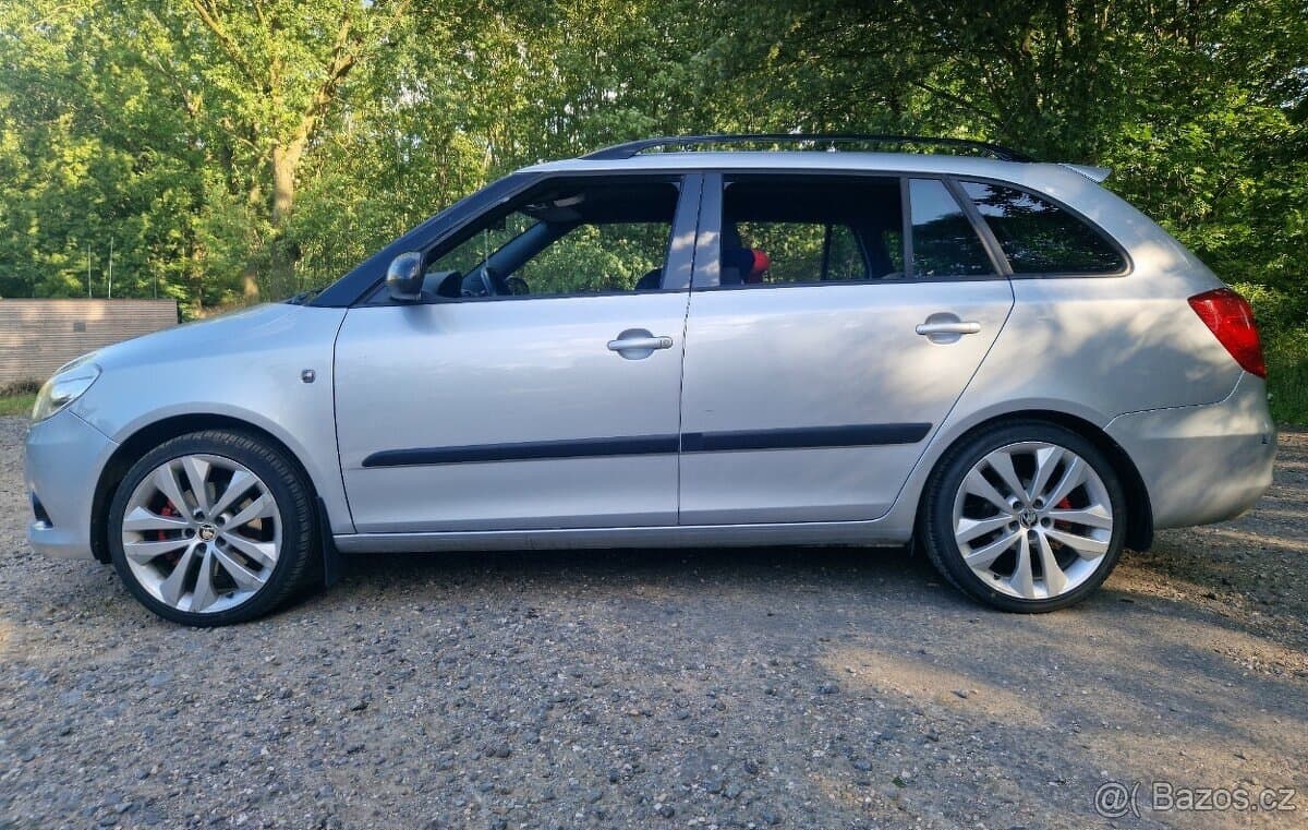 2010 Škoda FABIA - 2