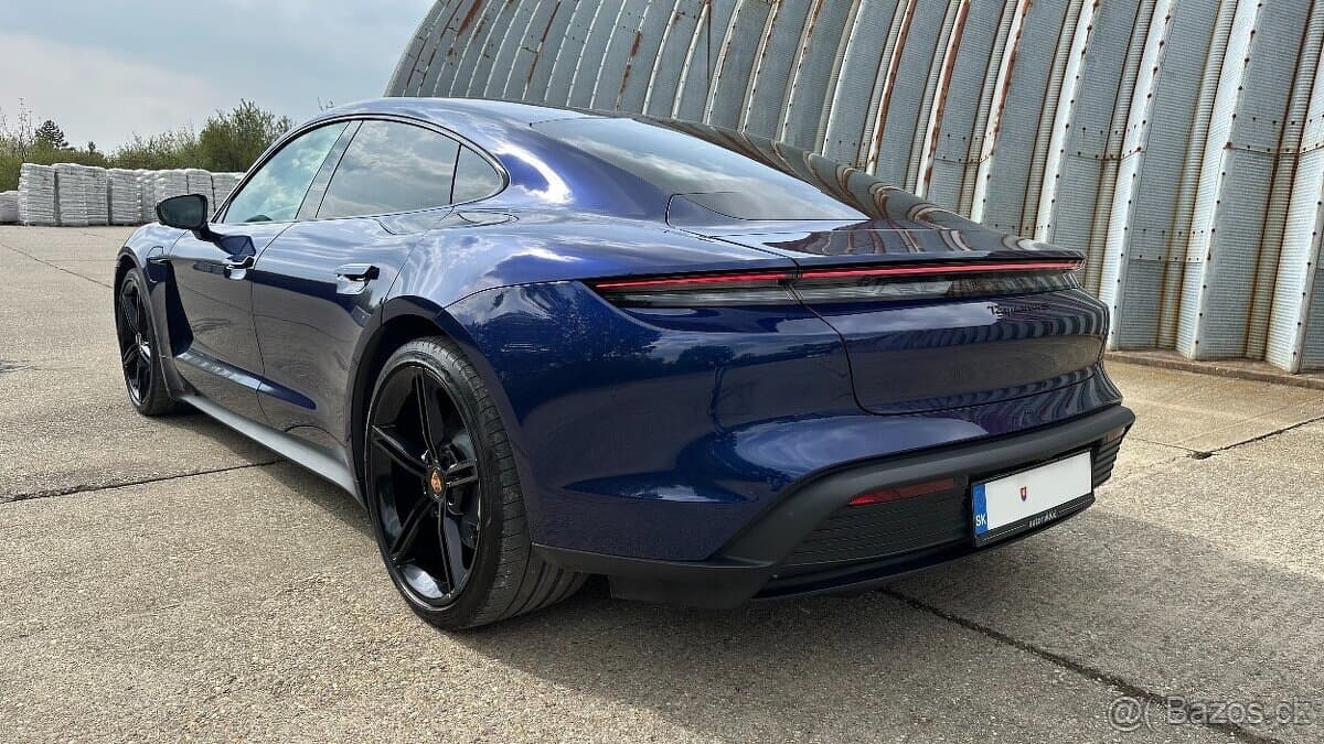 2023 Porsche TAYCAN - 2