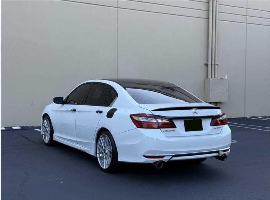 2017 Honda ACCORD - 2