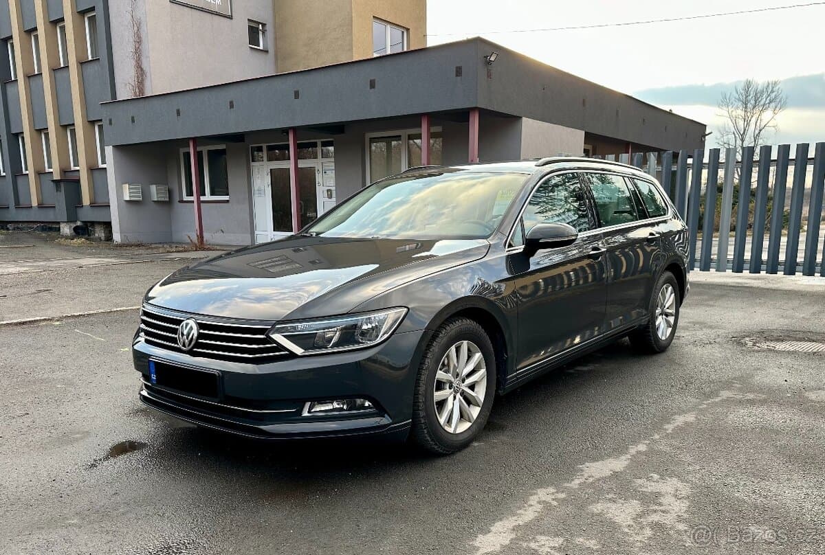 2015 Volkswagen PASSAT - 2