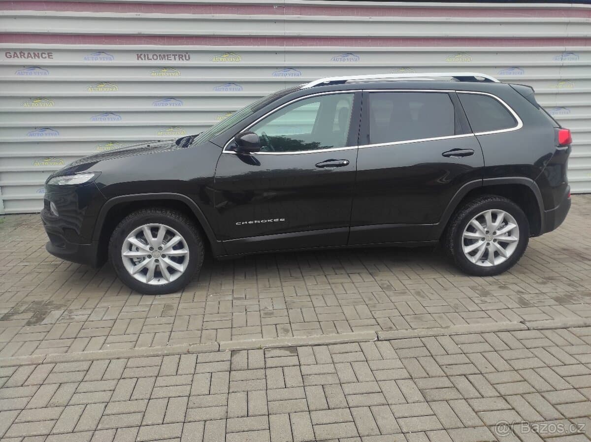 2016 Jeep CHEROKEE - 2