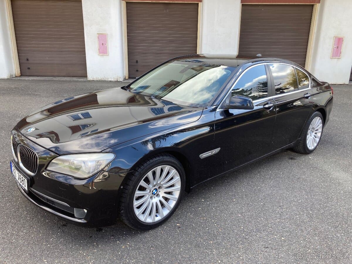 2010 BMW 7-SERIES - 2