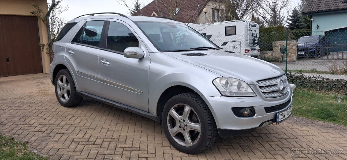 Mercedes-Benz M-CLASS - 2
