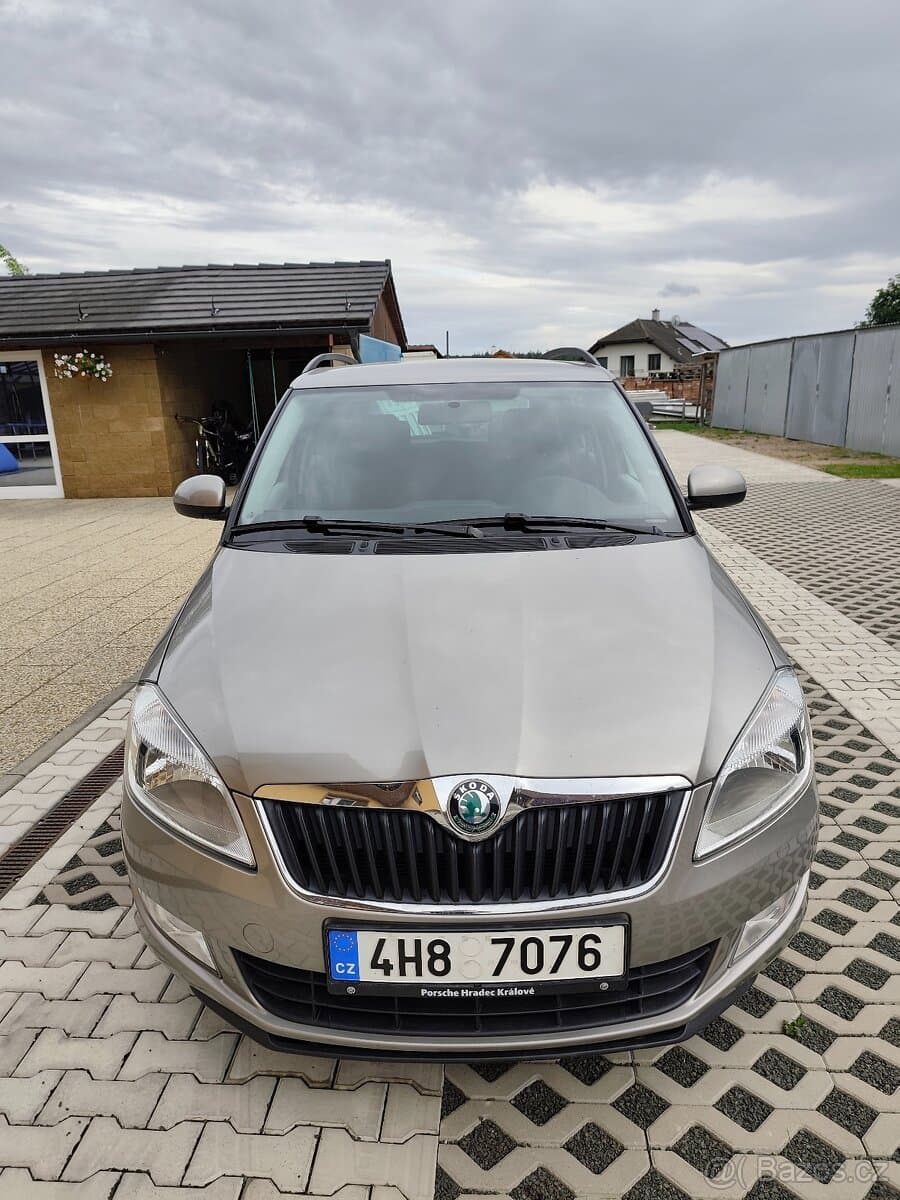 2011 Škoda FABIA - 2