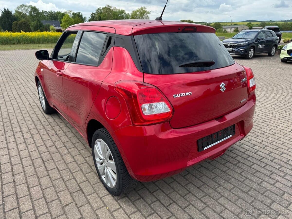 2018 Suzuki SWIFT - 2