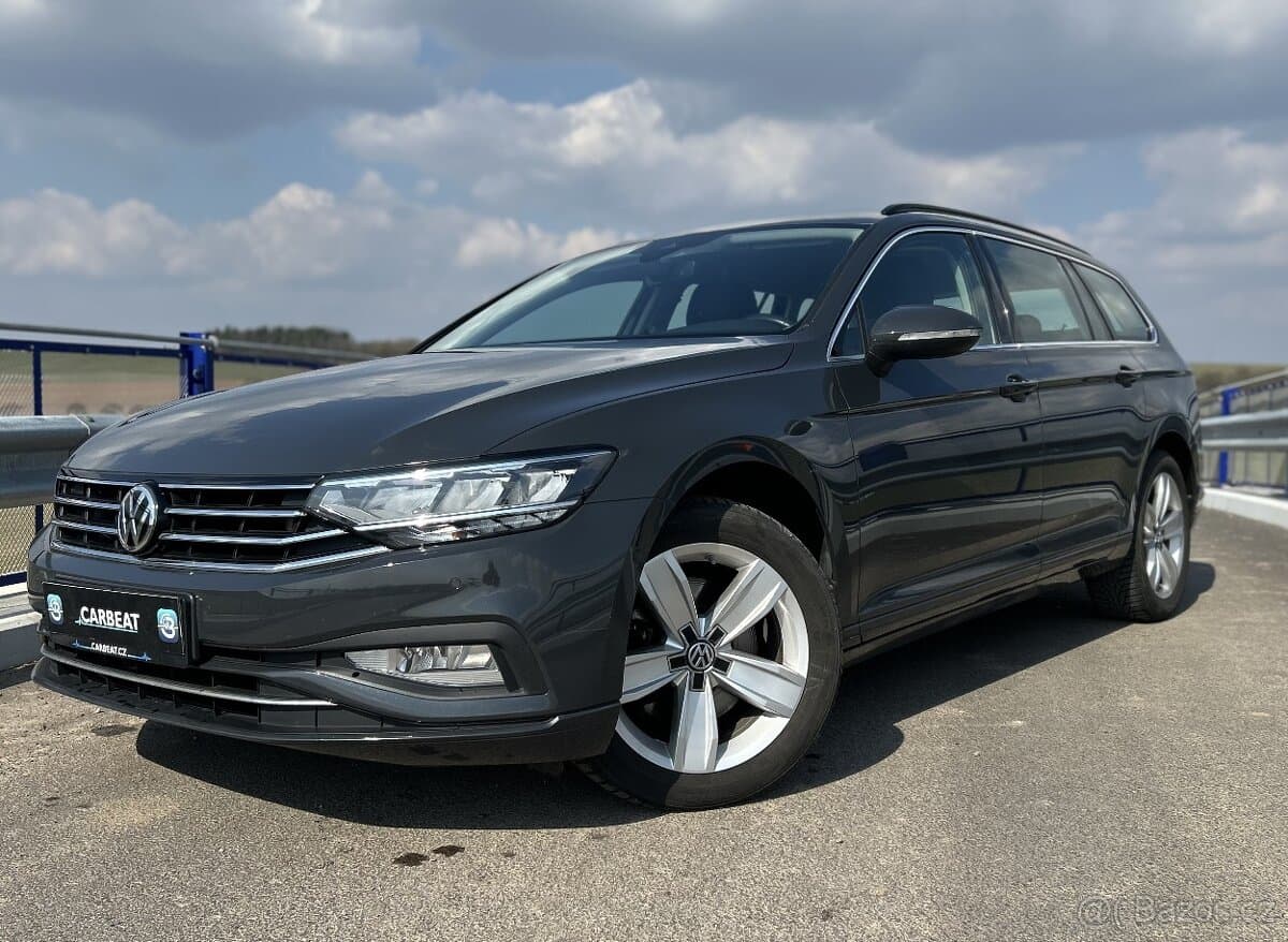 2019 Volkswagen PASSAT - 2