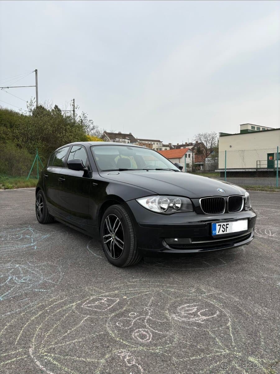 2011 BMW 1-SERIES - 2