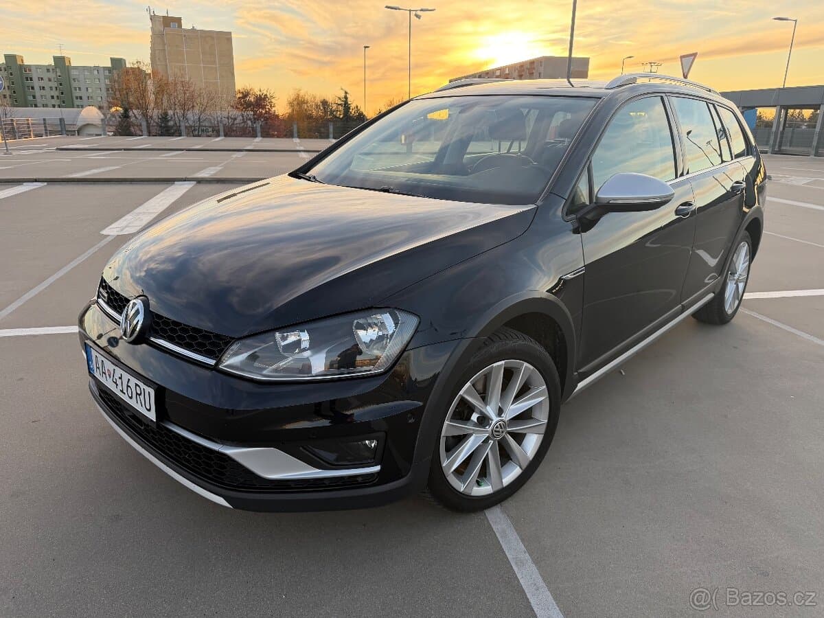 2015 Volkswagen GOLF - 2