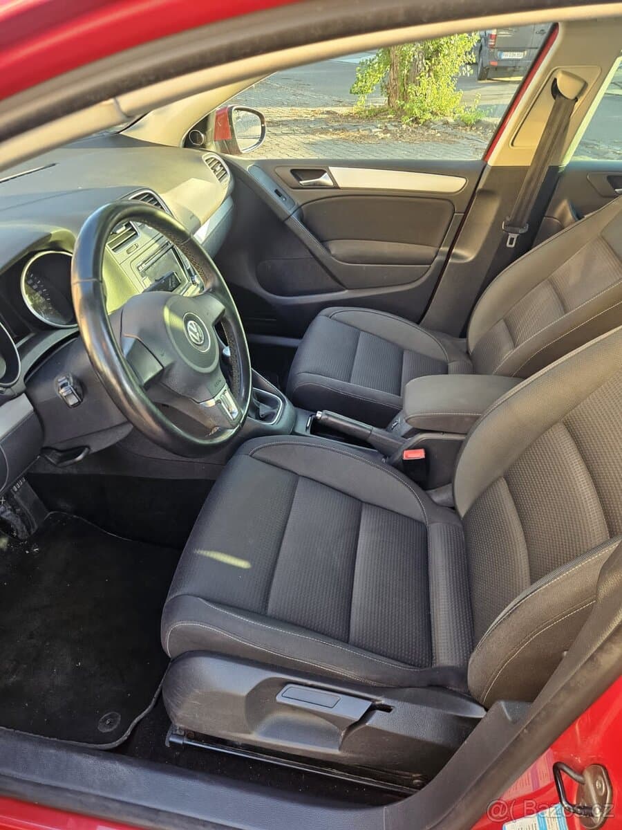 2010 Volkswagen GOLF - 2