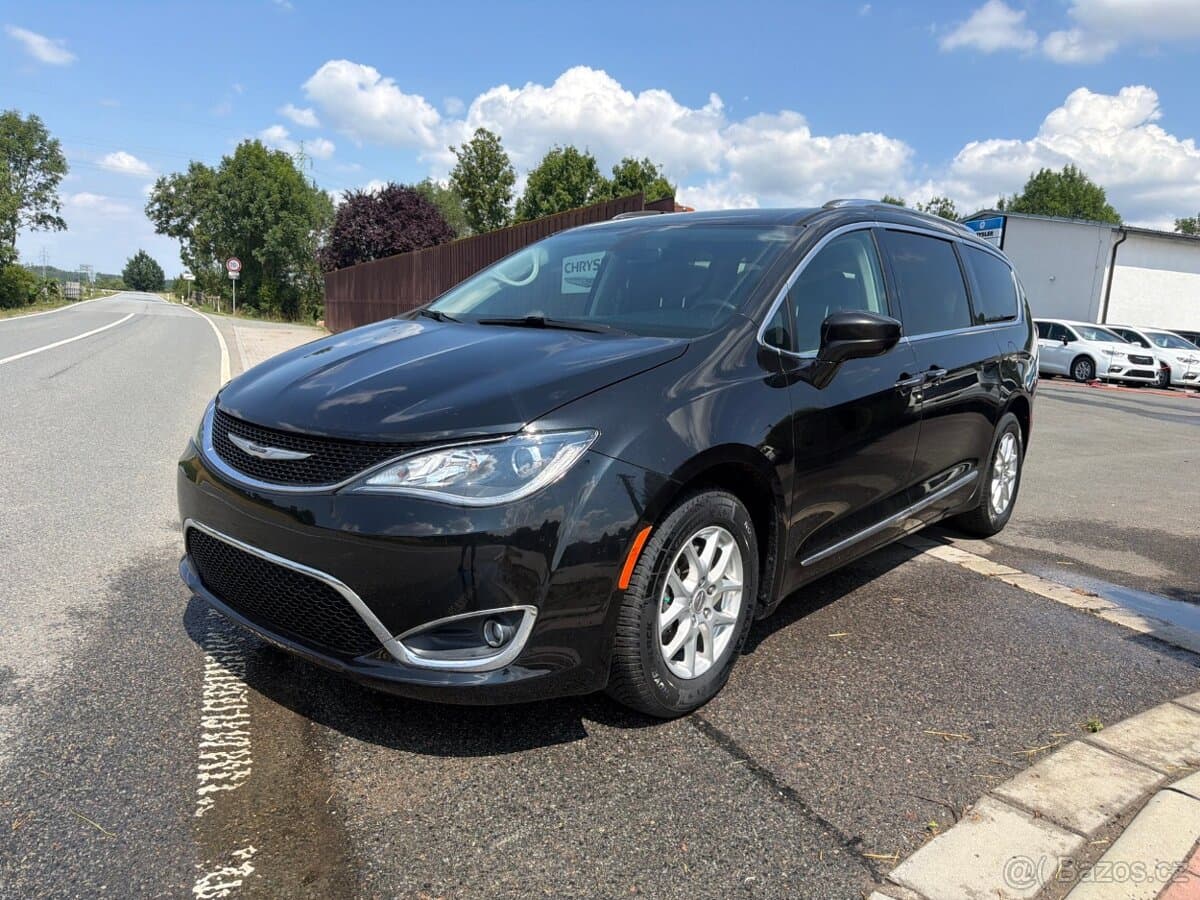 2020 Chrysler PACIFICA - 2