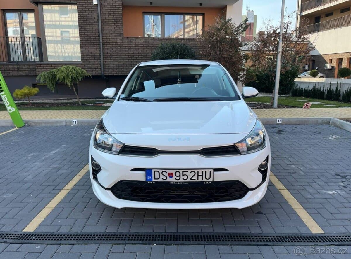 2021 Kia RIO - 2