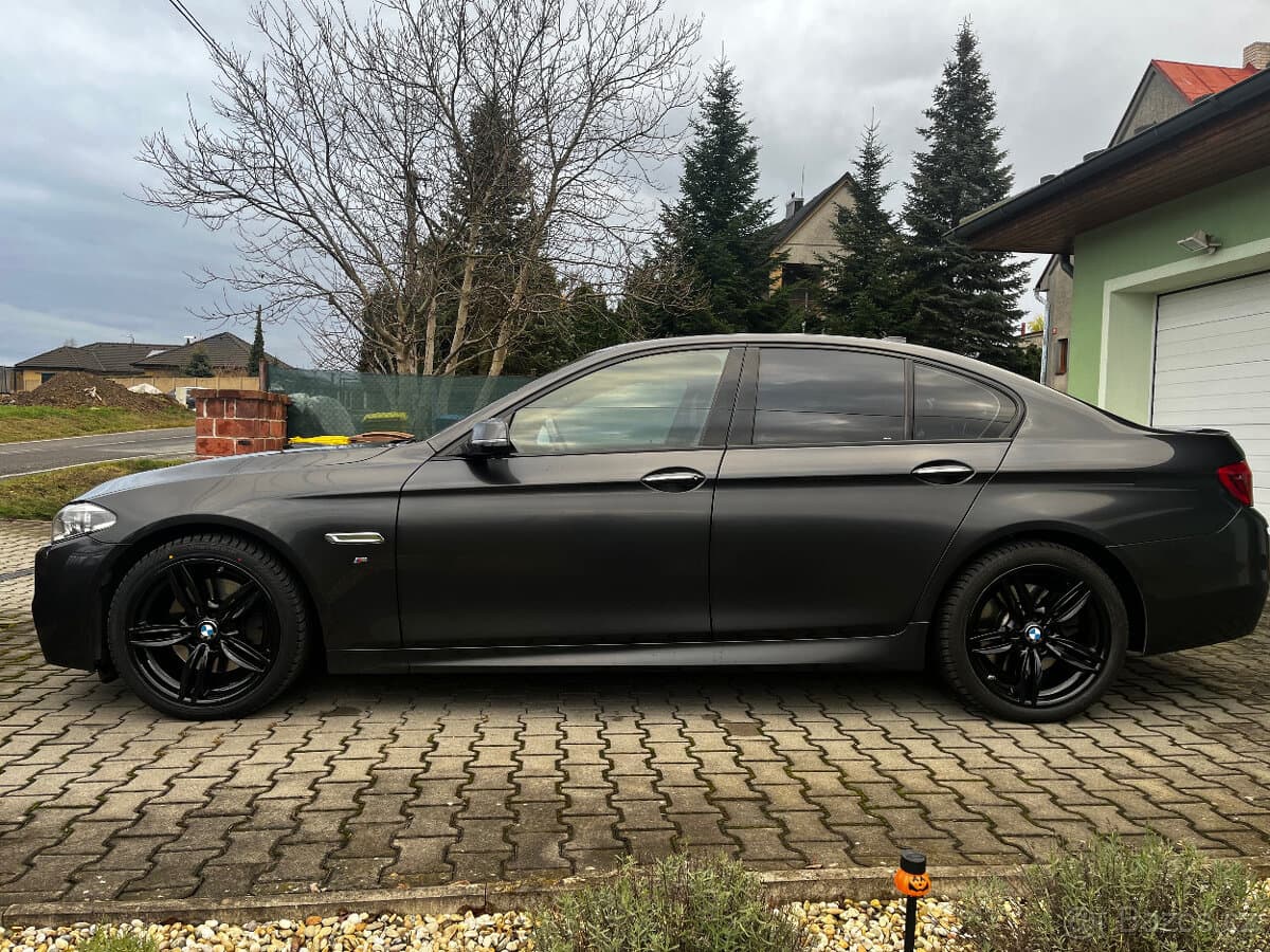 BMW 5-SERIES - 2