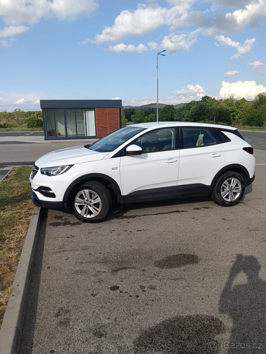 2020 Opel GRANDLAND - 2