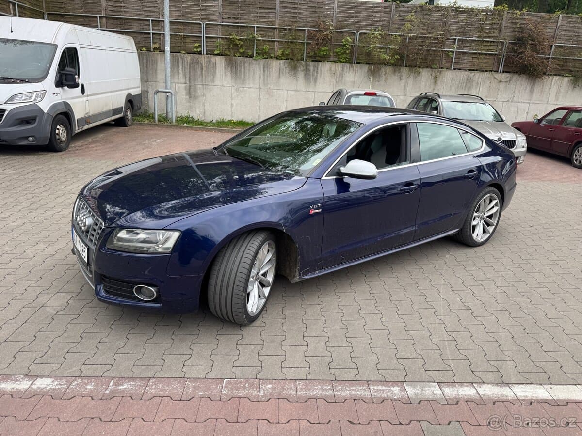 2010 Audi S5 - 2