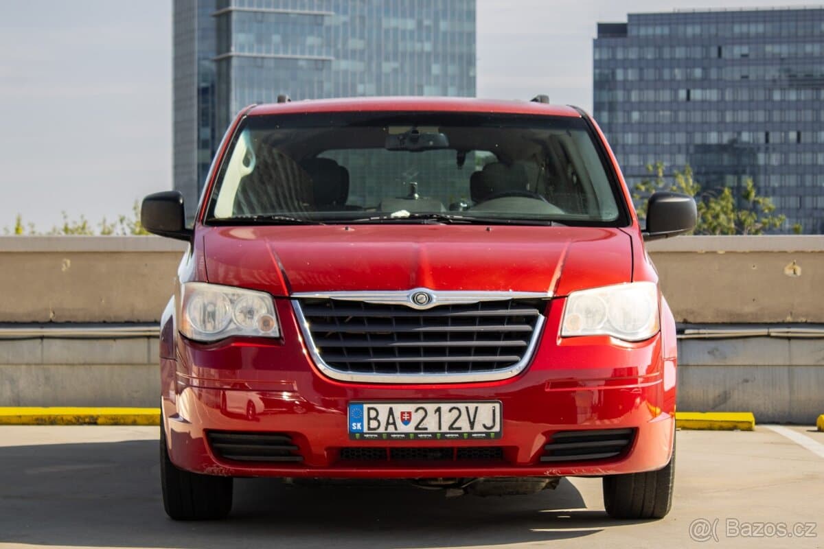 2009 Chrysler VOYAGER - 2