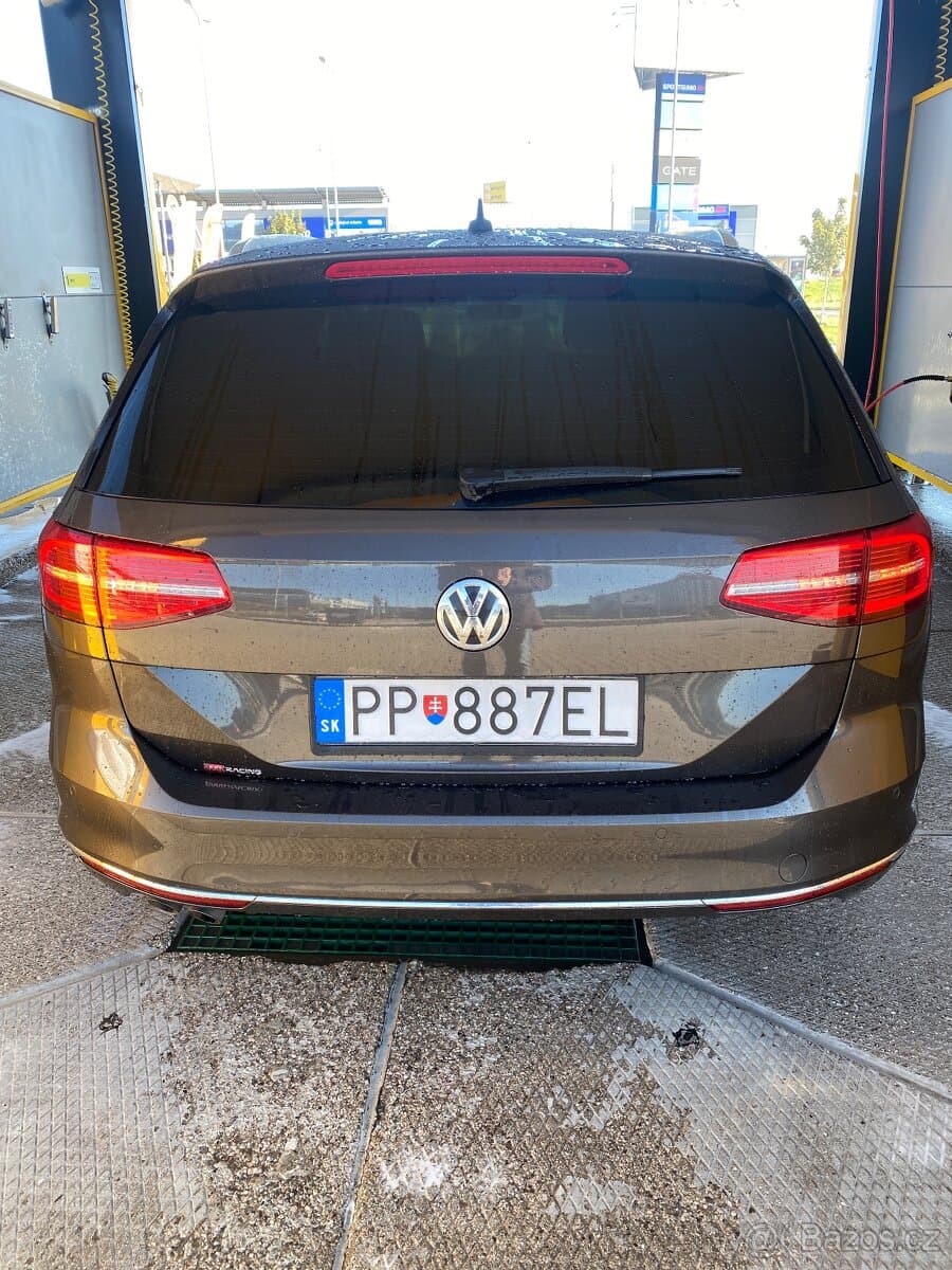 2015 Volkswagen PASSAT - 2