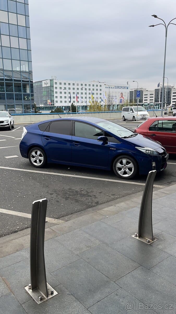 Toyota PRIUS - 2