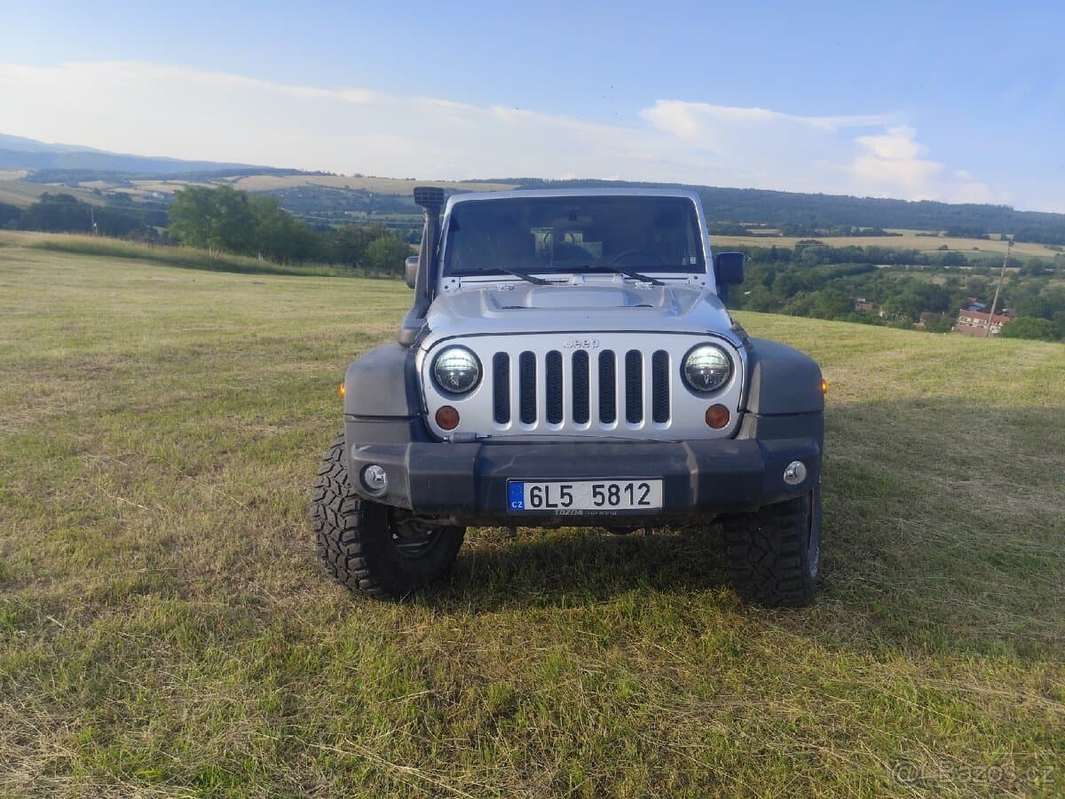 2010 Jeep WRANGLER - 2