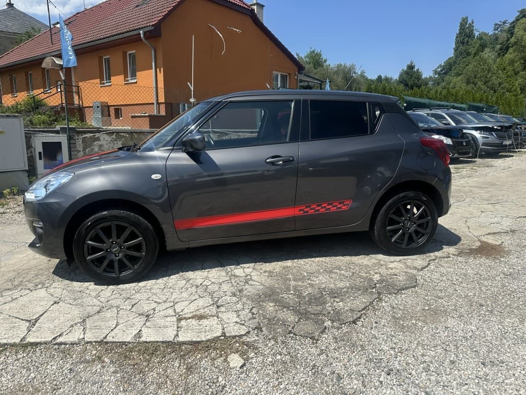 2018 Suzuki SWIFT - 2