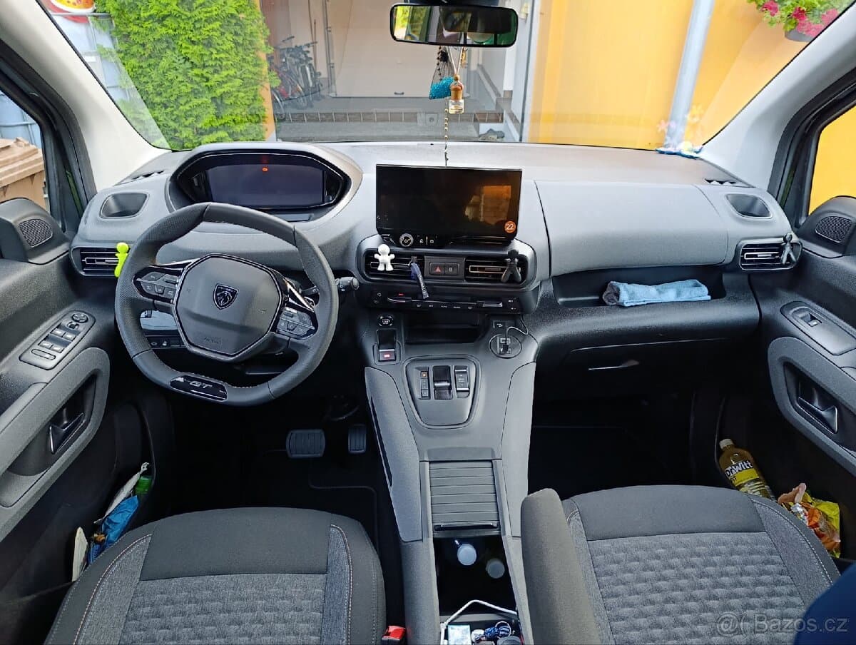 2025 Peugeot RIFTER - 2