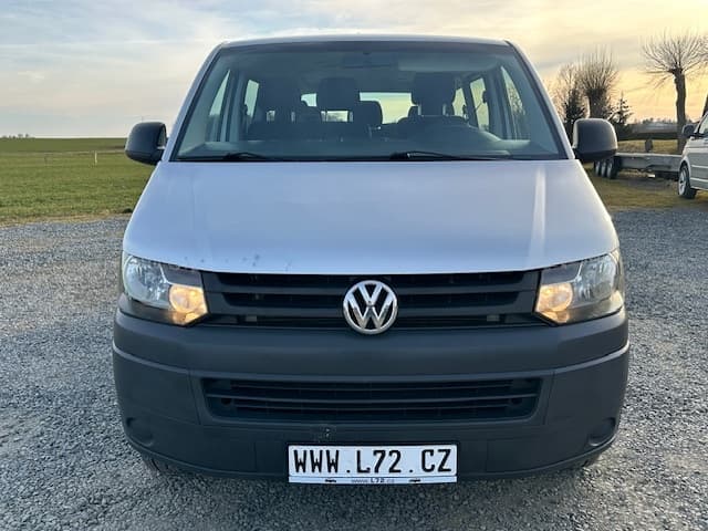 2012 Volkswagen CARAVELLE - 2