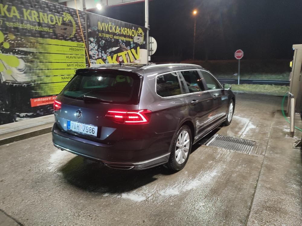 2019 Volkswagen PASSAT - 2