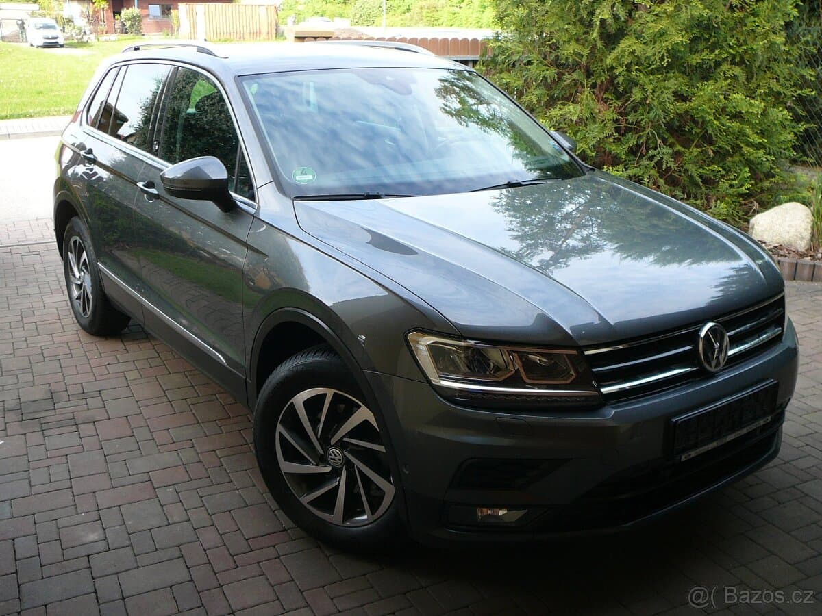 2017 Volkswagen TIGUAN - 2