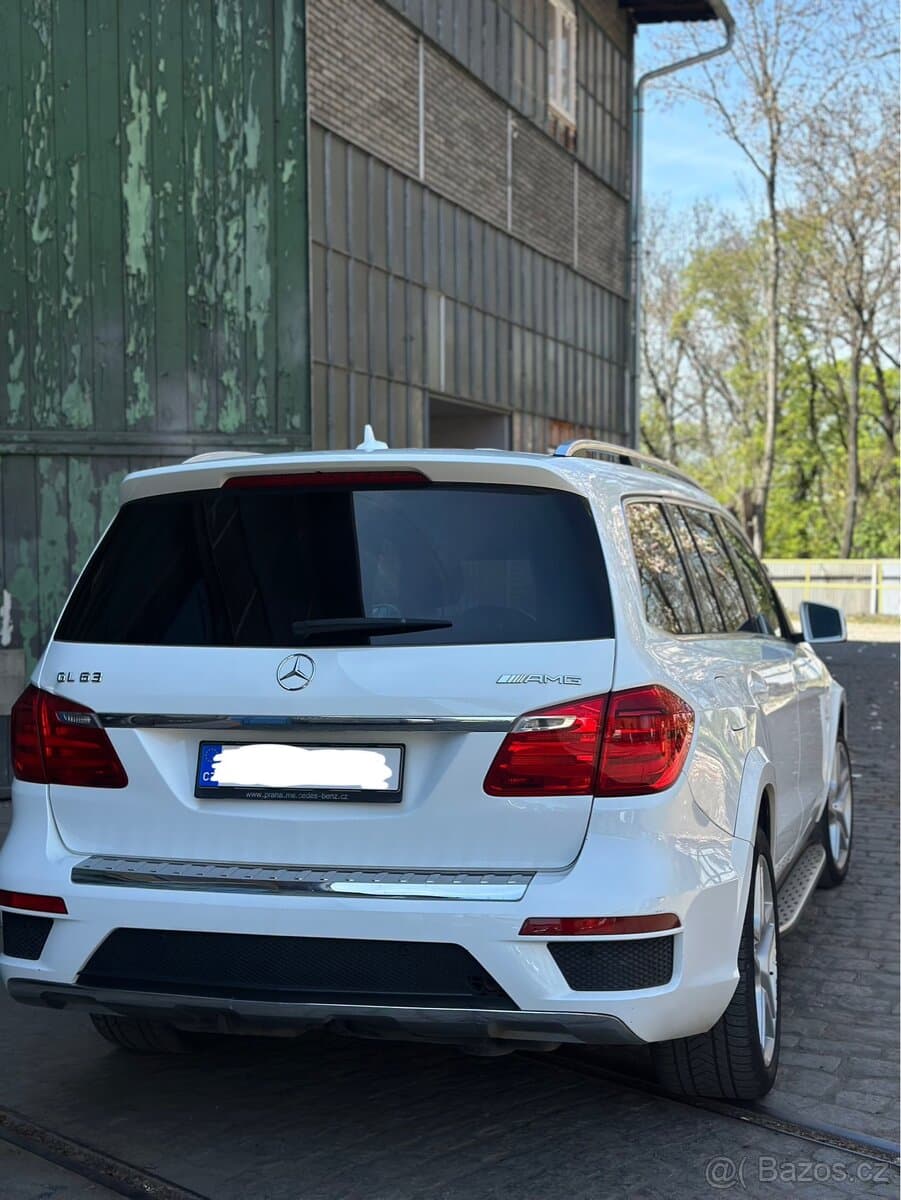 2015 Mercedes-Benz GL - 2