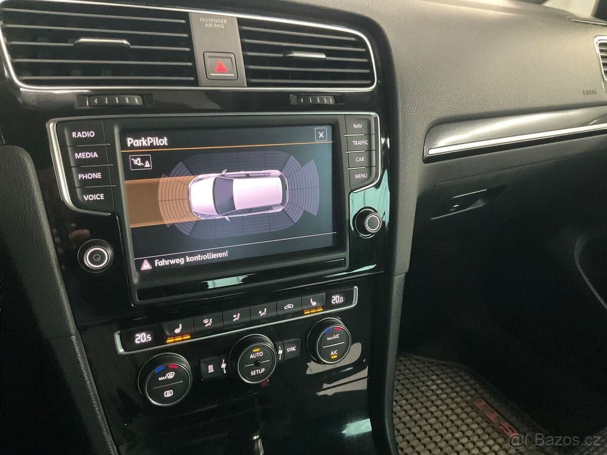 2013 Volkswagen GOLF - 2