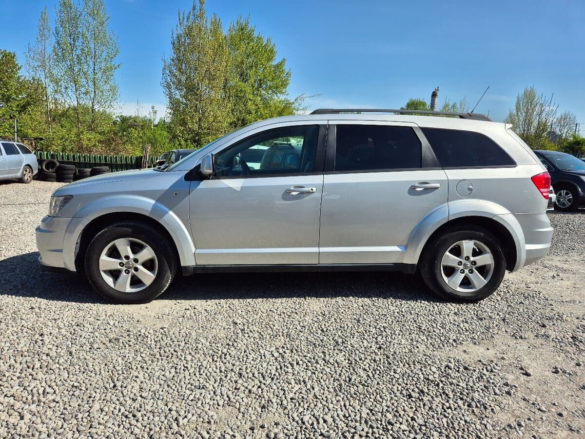 2010 Dodge JOURNEY - 2