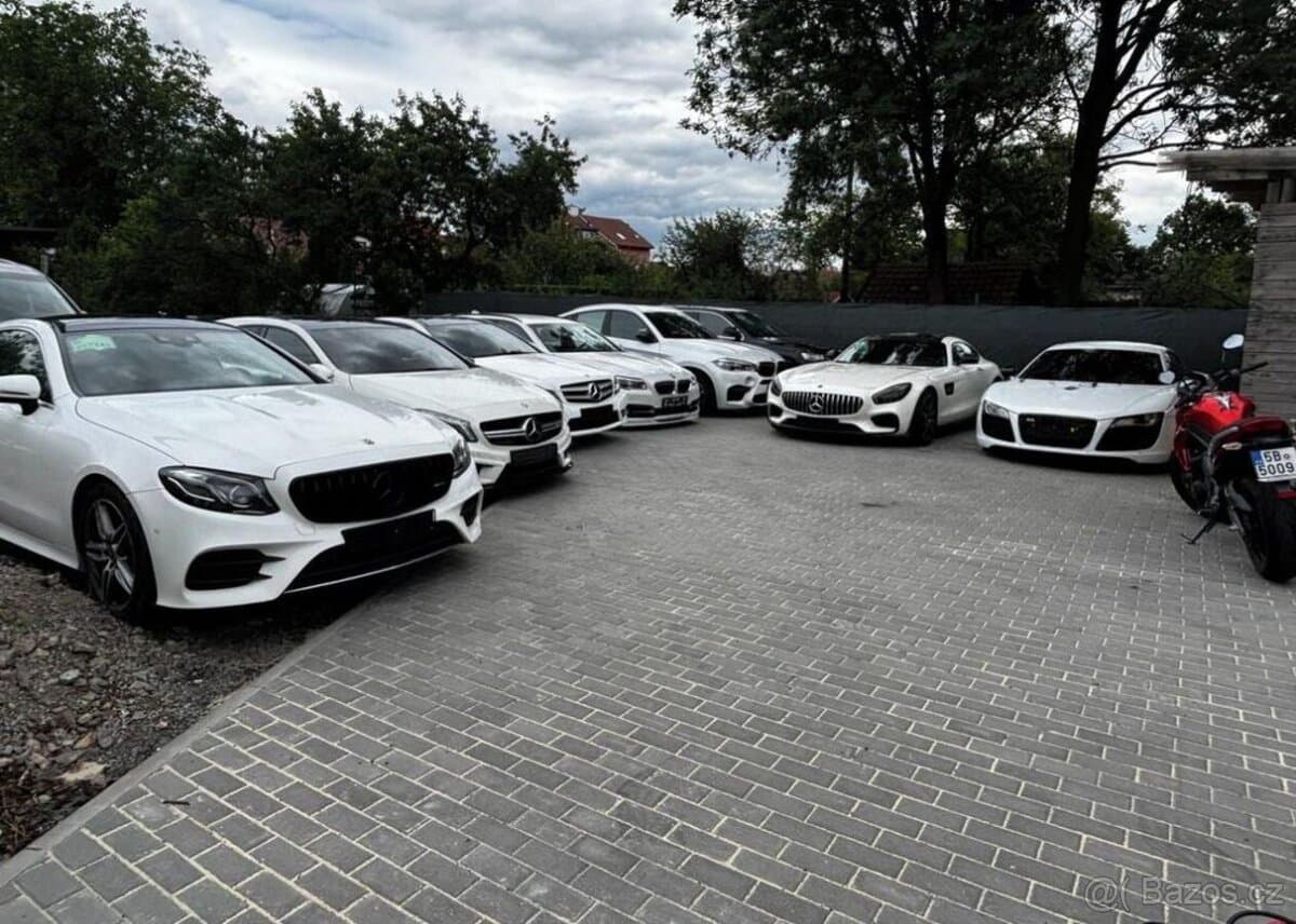 2016 Mercedes-Benz OSTATNÍ - 2