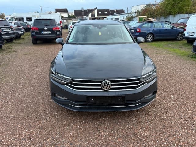2021 Volkswagen PASSAT - 2
