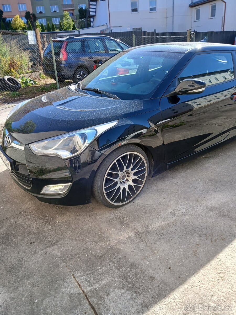 2012 Hyundai VELOSTER - 2