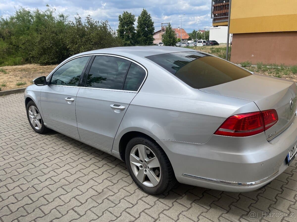 2014 Volkswagen PASSAT - 2