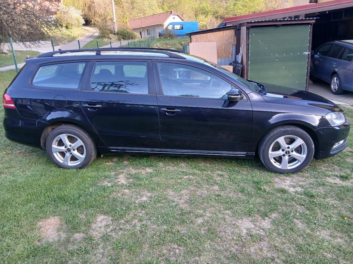 2014 Volkswagen PASSAT - 2