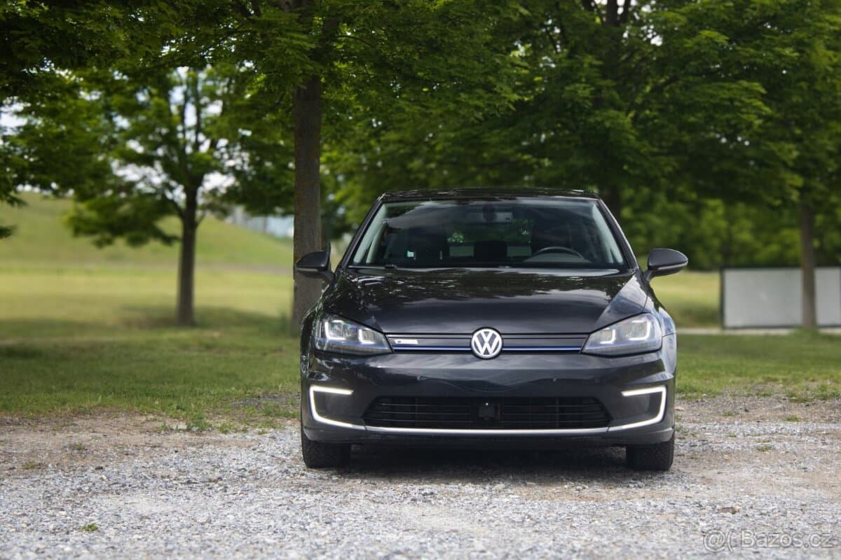 2015 Volkswagen GOLF - 2